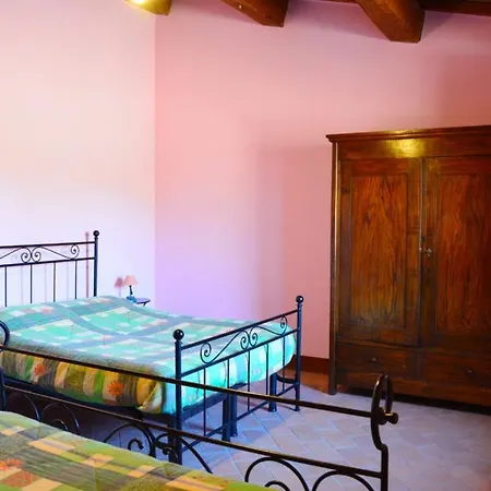 Casale Poggio Colpiccione شقة